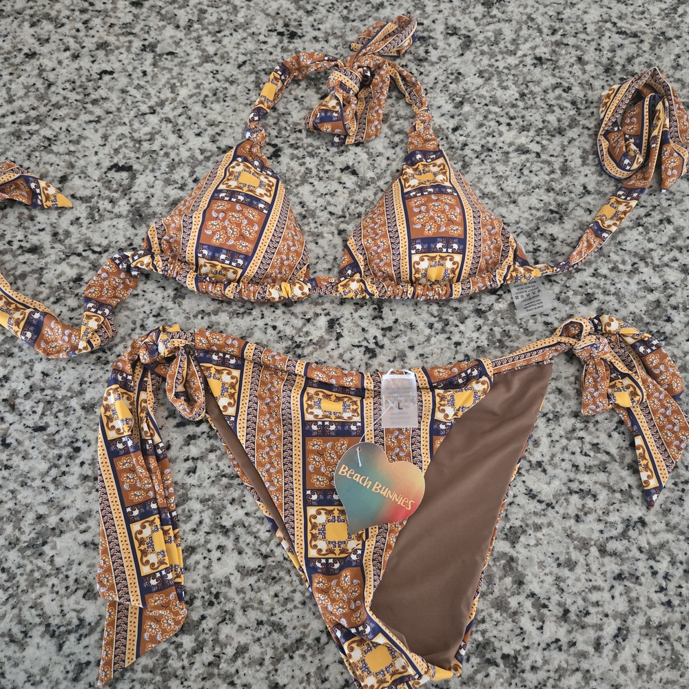 NWT Boho Patterned Bikini Set